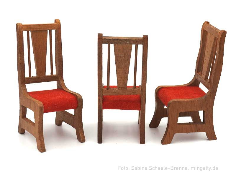 EsszimmerstÃ¼hle mit rotem Sitz
