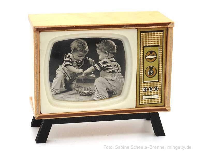 Fernseher (Spielende Kinder)